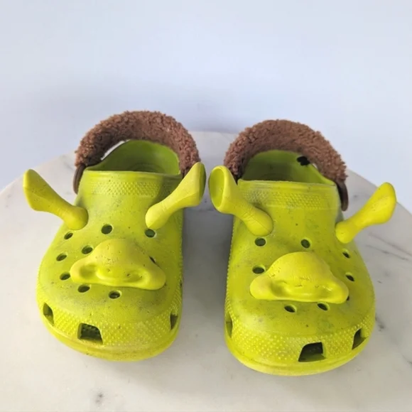 Crocs X Shrek Kids Green Classic Clogs Shoes - Picture 10 of 15